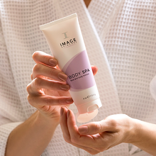 Load image into Gallery viewer, BODY SPA face and body bronzer