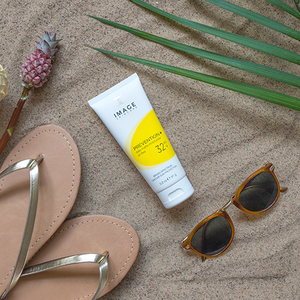 PREVENTION+ daily matte moisturizer SPF 32+